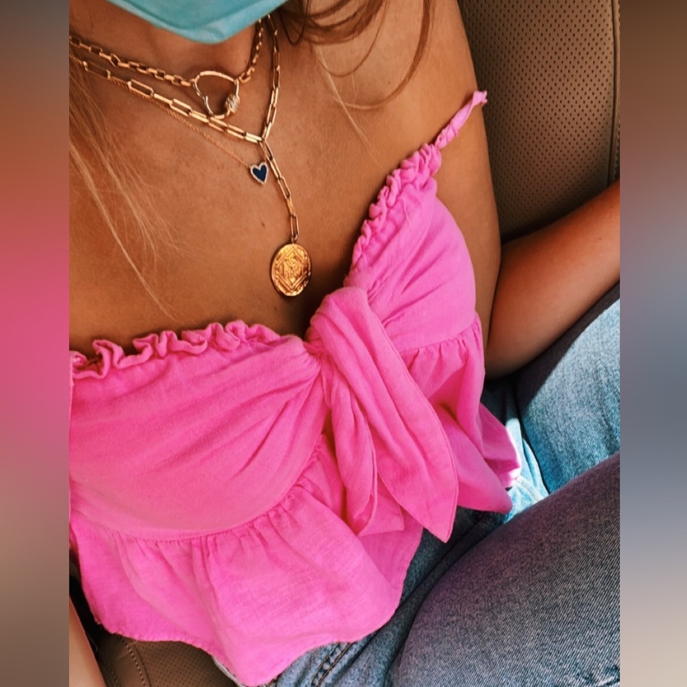 American Eagle Viral Pink Crop Knot Top